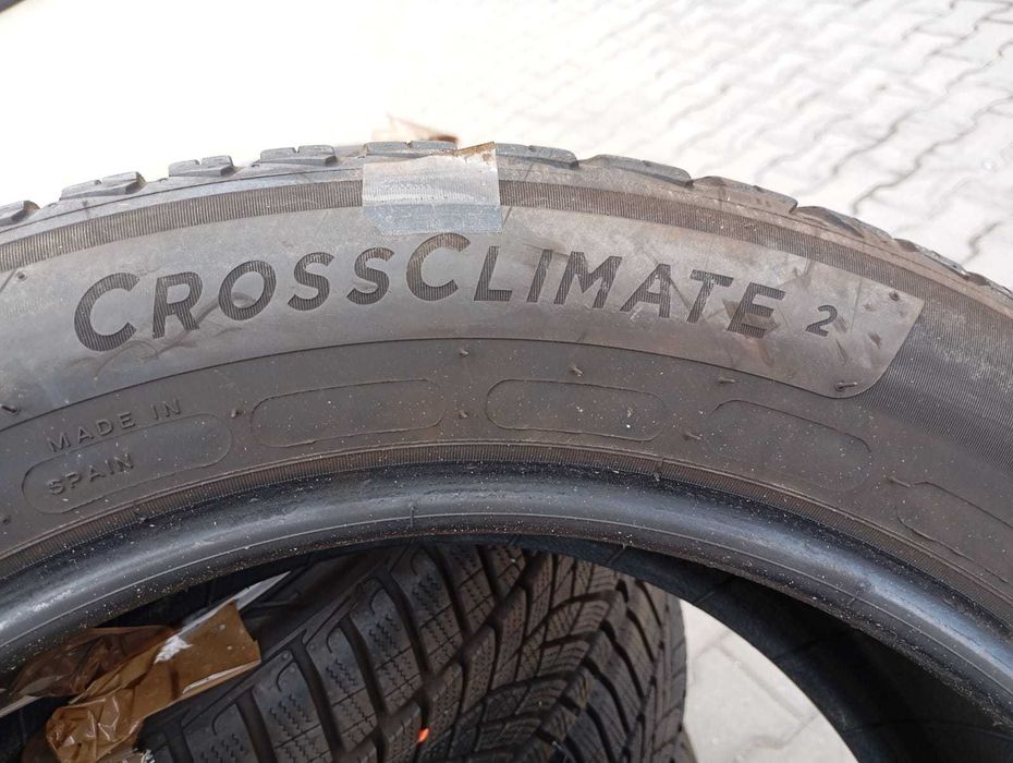 205 55 17 Anvelope mixte Michelin CrossClimate 2