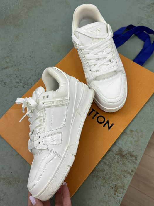 Adidasi Louis vuitton