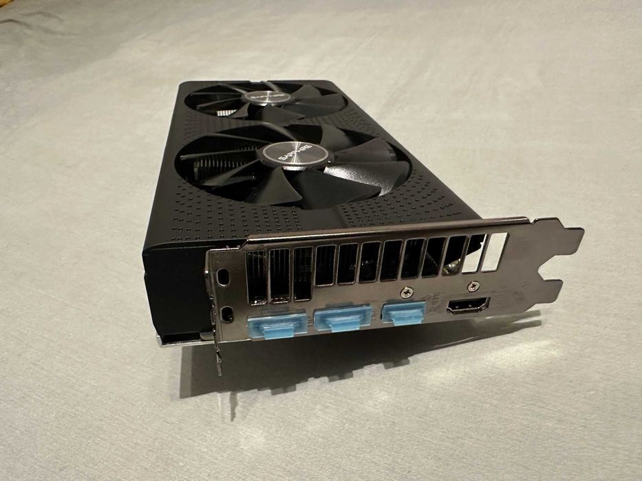 Placă video Sapphire Pulse Radeon RX 580 8GB OC Lite  stare excelentă