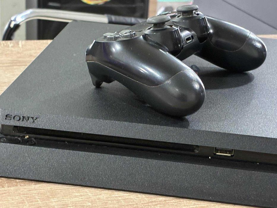PlayStation 4 500gb хард диск