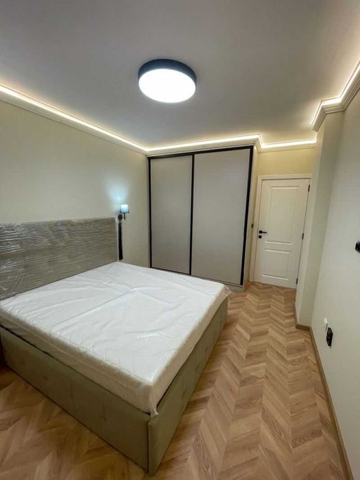 Продава се Двустаен апартамент в Пловдив, Южен - 74 кв.м за 1000 €/кв.м - Снимка #6