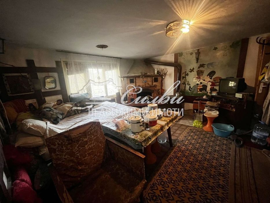 ДВУЕТАЖНА ТУХЛЕНА вила на плоча - м-т Под Манастира!!!