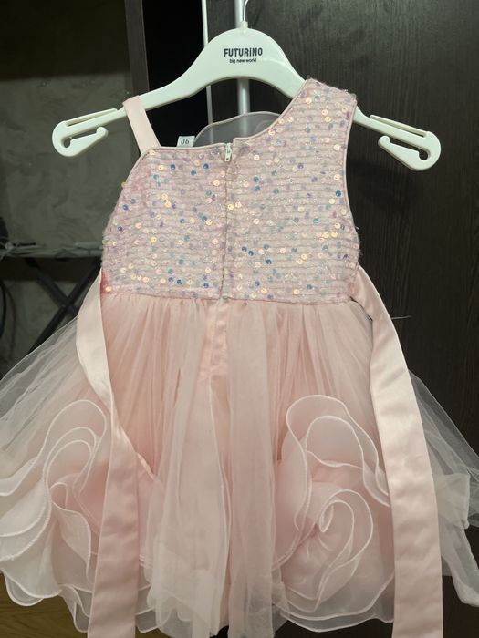 Прекрасное,нарядное  платье для девочек