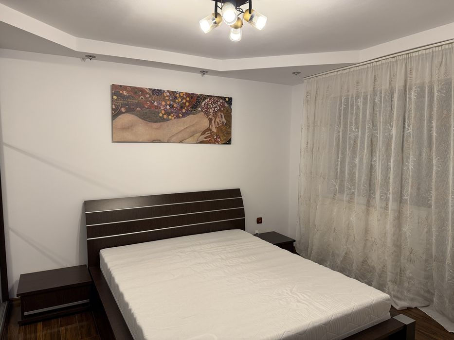 Închiriez apartament 2 camere ULTRACENTRAL