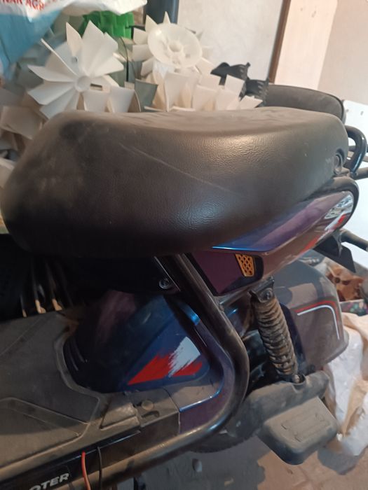Skuter sotiladi. Kelishiladi.
