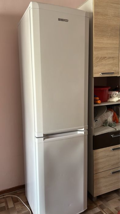 Продам холодильник Beko