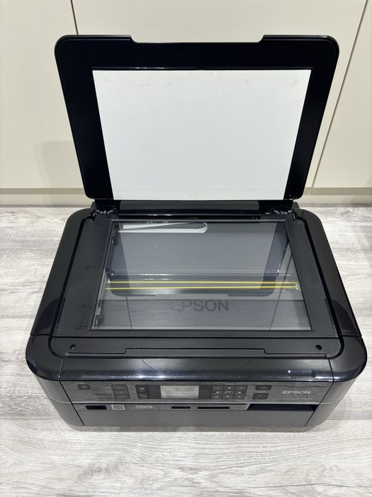 Продается б/у МФУ Epson Stylus Photo TX650