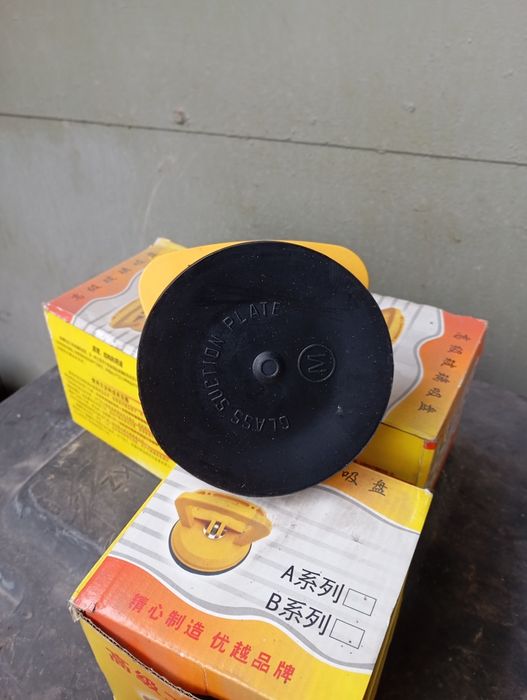 Присоски для стекол и кафеля