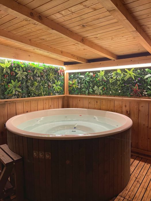 Cabana de inchiriat cu ciubar si sauna | Ocupat de Craciun si Revelion