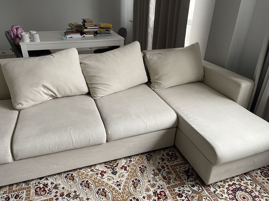 Срочно продается диван