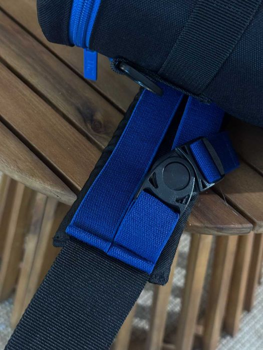Curea multifunctionala foto-video cu doua pouch-uri pentru obiective (cel mare tine un 70-200)
