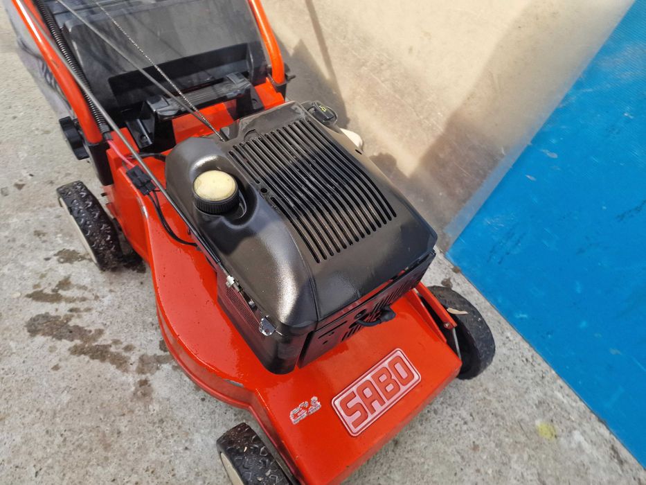 Masina de taiat iarba SABO c tractiune cos pornire la cheie BRIGGS 4CP
