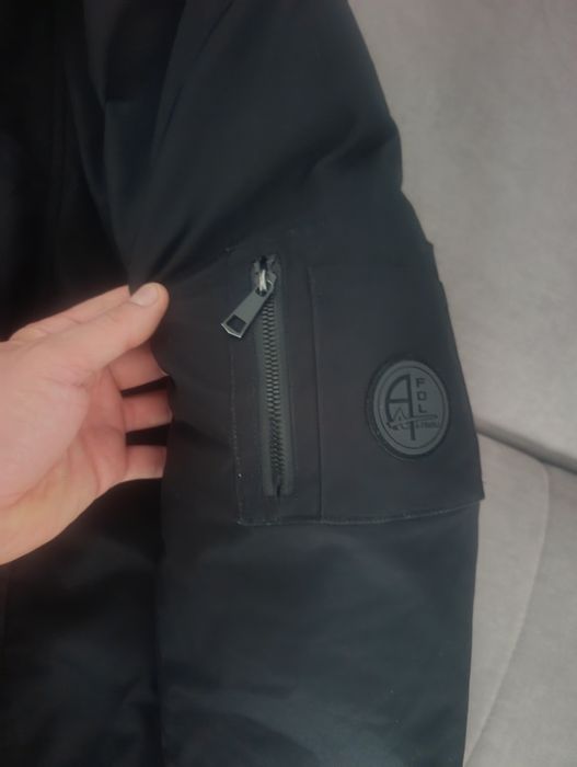 Продам куртку зима ,удлиненная ,.