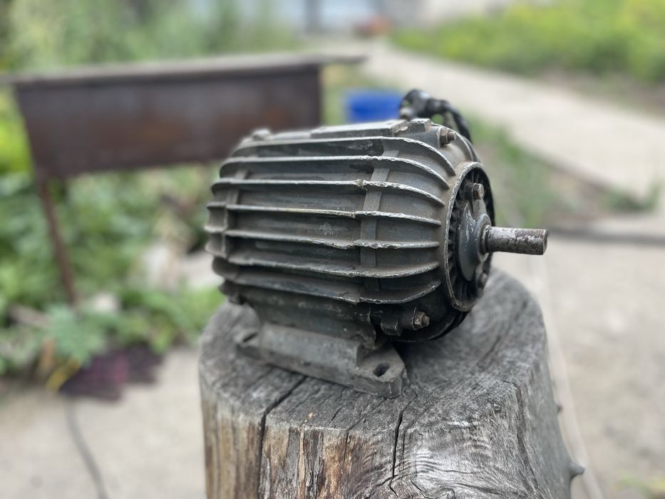 Электродвигатель