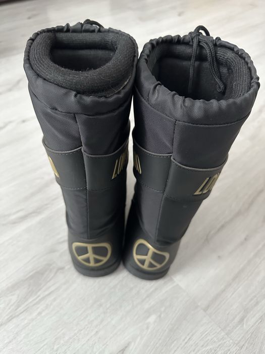 Дамски апрески Love Moschino, номер 41/42