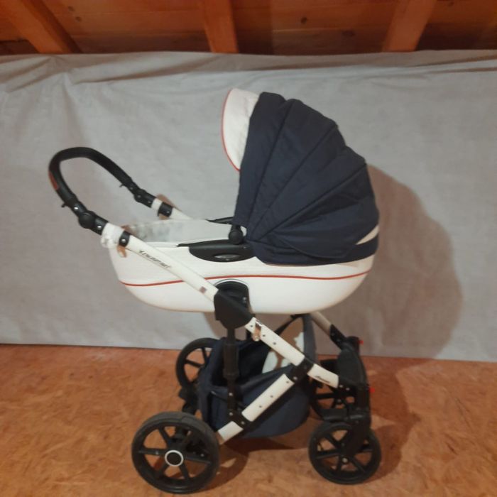 Carucior Versatil 2-în-1 (Scoica Auto Inclusa) - Gata de Drum!