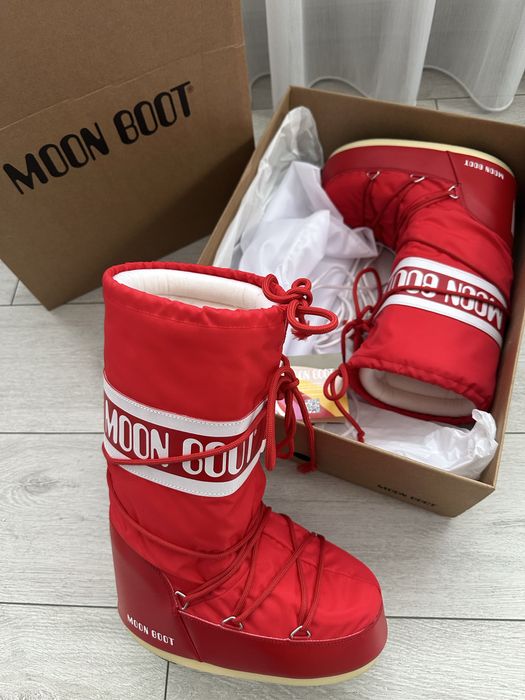 Moon Boot Rosu .