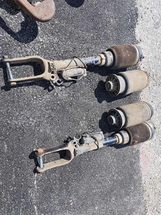 Предни амортисьори Мерцедес ГЛ Х164 МЛ W164 ляв десен