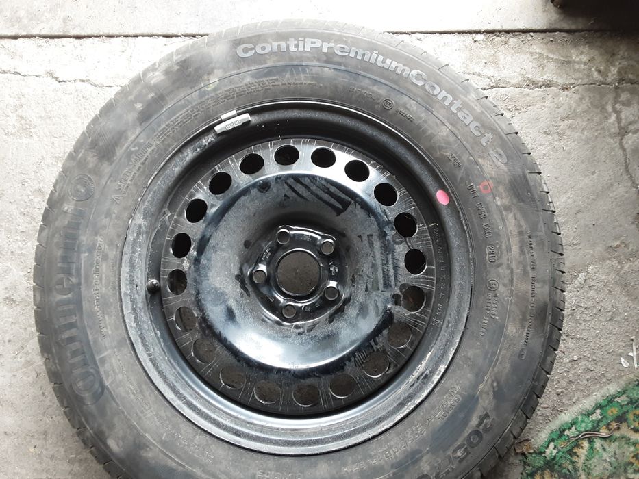 Колесо с диском 205 /70/16 новое