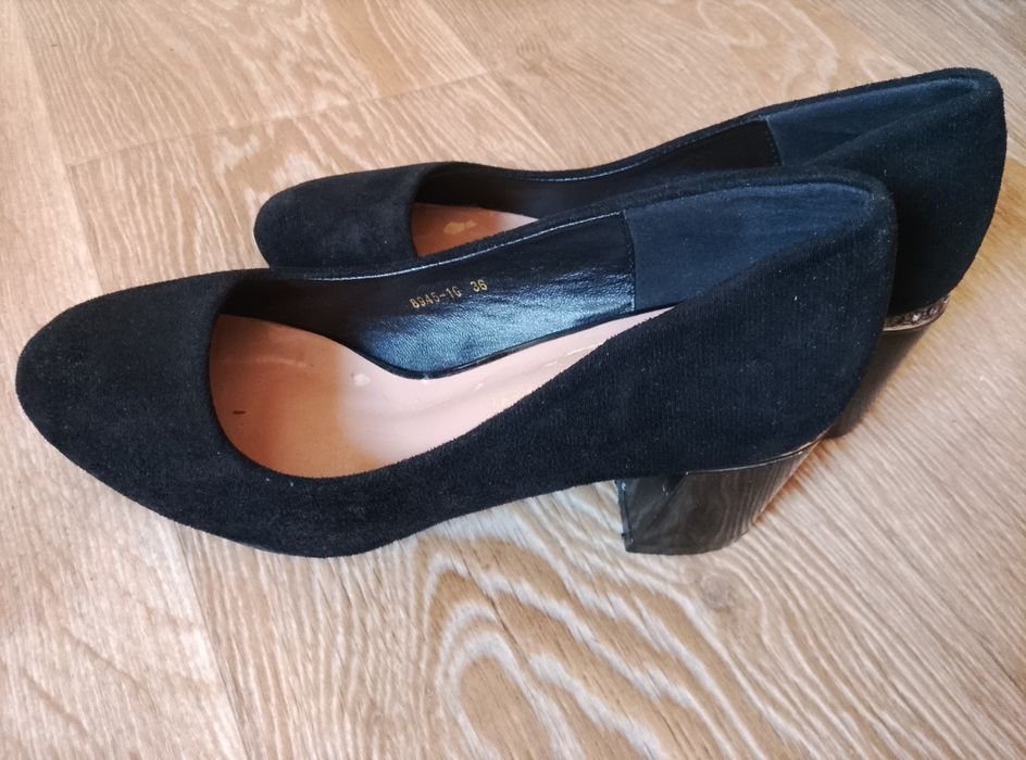 Продам вещи туфли замыш 36р,туфли37