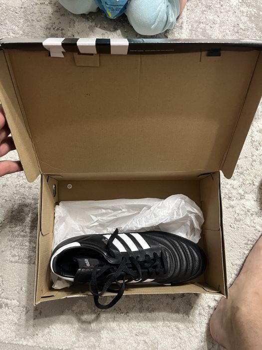 Бутсы футбольные