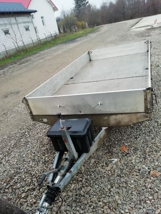 Remorca cu 2 axe