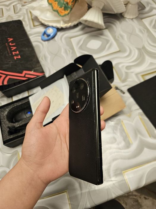 продаётся xiaomi 13 ultra