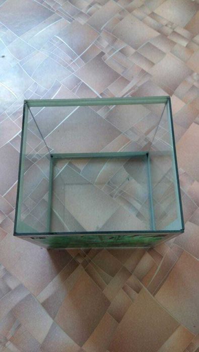 Продам компактный аквариум