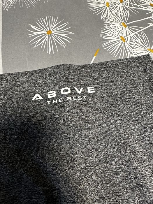 Чисто нов клин Above the rest