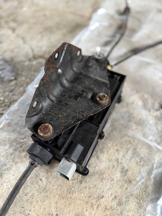 Modul frana de mana electric Original BMW X5 X6 e70 e71/ P685028903