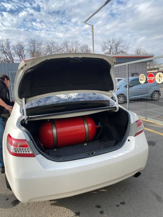 Toyota Camry 40 sotiladi 2008