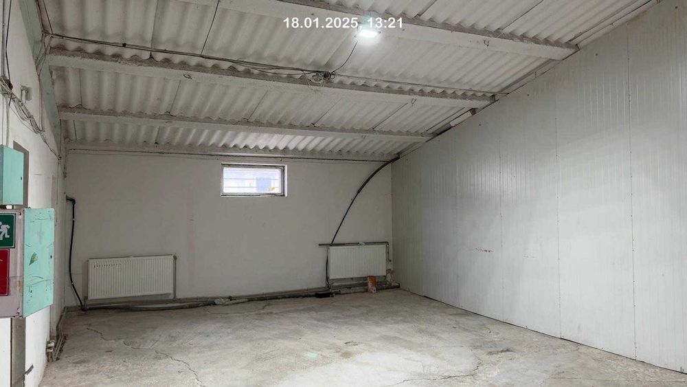 PROPRIETAR inchiriez HALA 225 mp zona industriala Floresti A3 URBANO