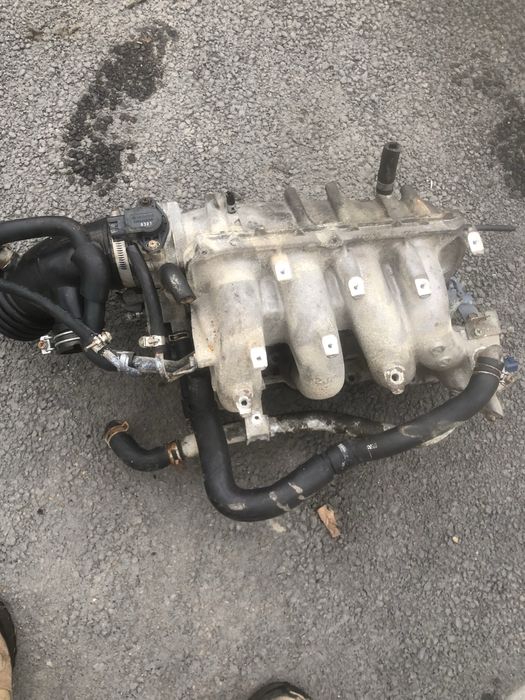 Продам впускной коллектор SR 20 в сборе