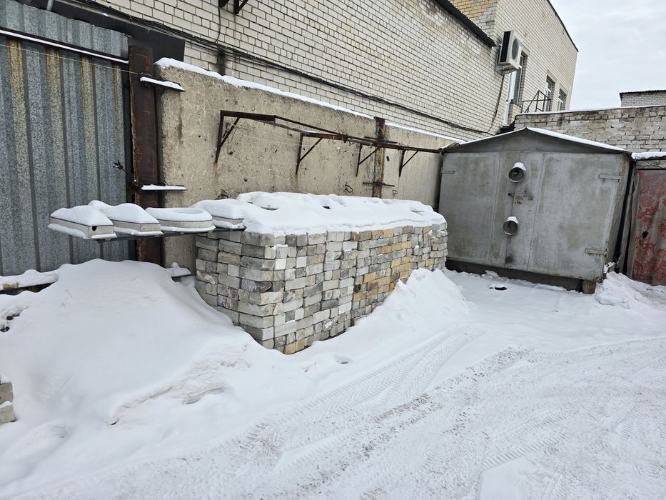 Продам кирпич с места