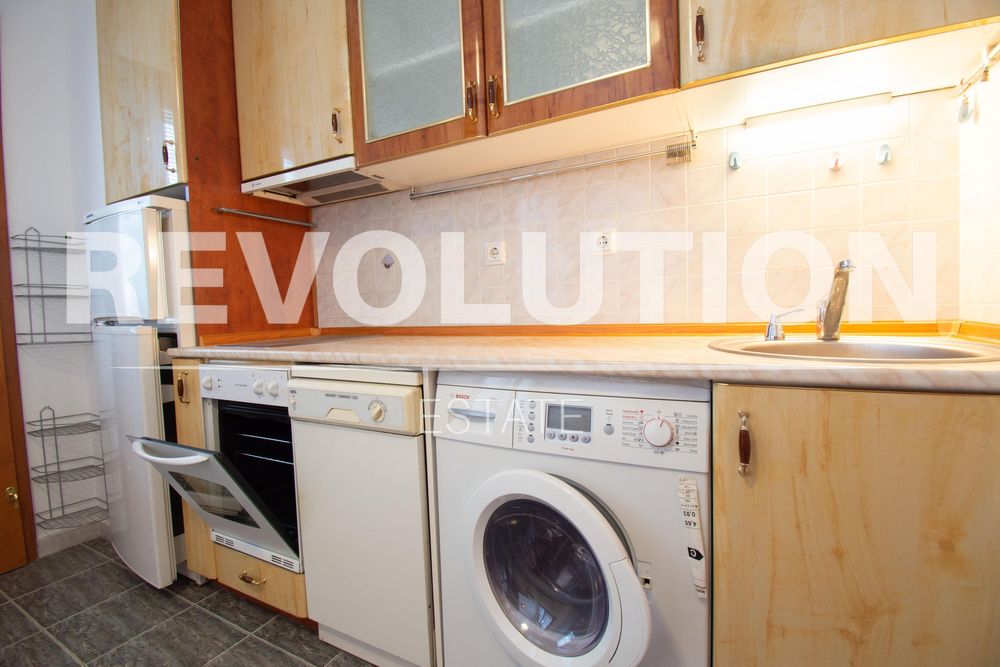 Двустаен апартамент в Центъра на София.