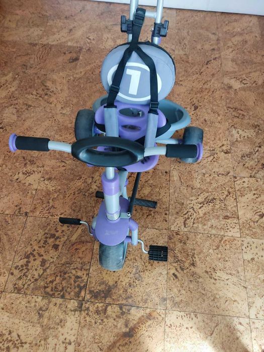 Бертони детска кошара с люлеещ се механизъм + Триколка за бутане