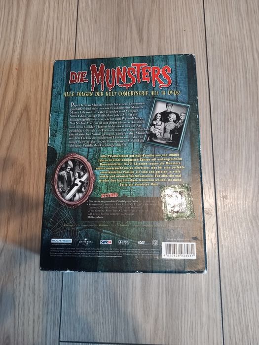 Vand 14 DVD-uri Munsters Serie complecta