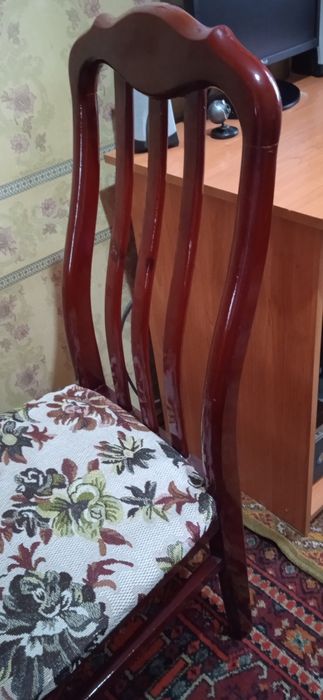 Кресла портативные,с деревянными поручнями,Стул с рельеф спинкой,столы