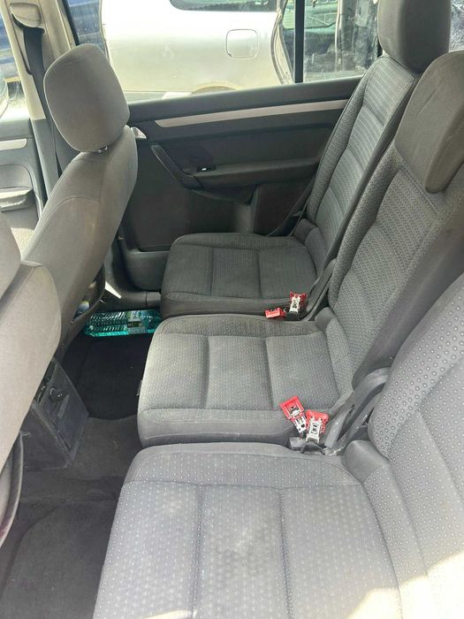 Volkswagen Touran 2.0TDI 140hp 05г na chasti Фолксваген Туран на части