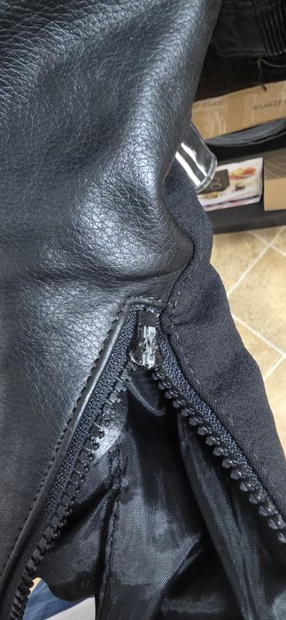 Greacă moto piele marime L