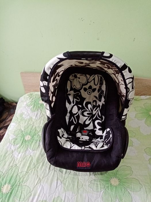 Столче за кола MAG England