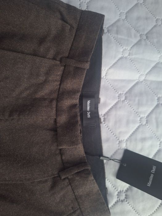 Вълнен панталон на Massimo Dutti