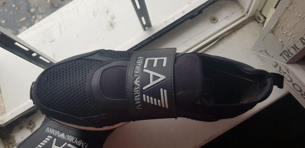 Adidasi Emporio Armani