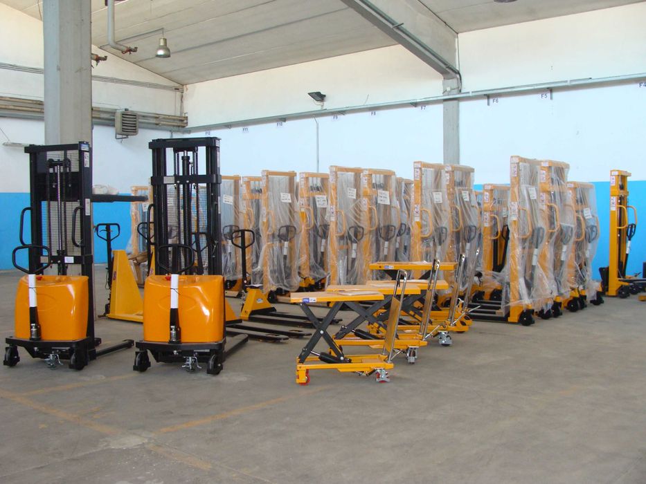 Рохля Кара Штабелер Гидравлический Самоходный Электрический