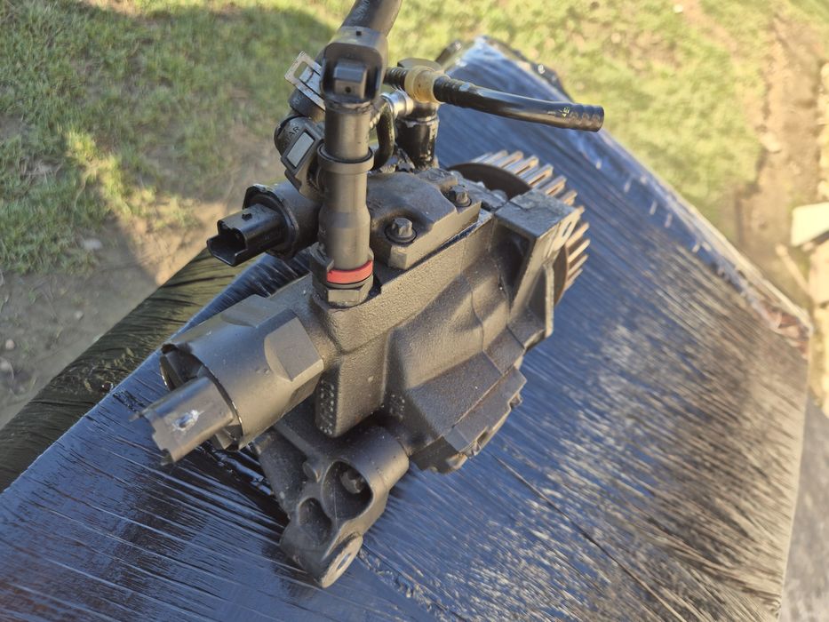 Pompă inaltă  qashqai 1.5  euro 5