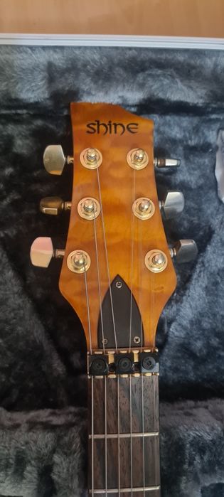 Chitară electrică Shine Korea Floyd rose special.