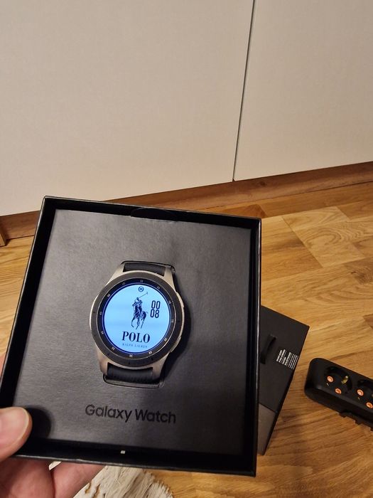 Часы Samsung Galaxy Watch 46mm