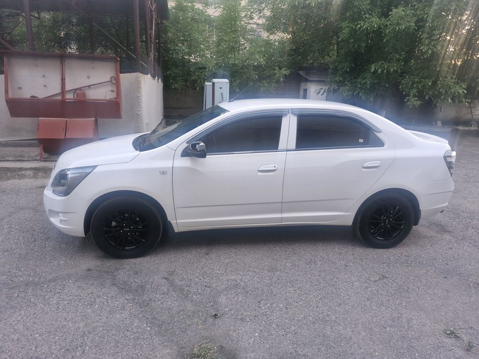 Chevrolet Cobalt 2025 — 5