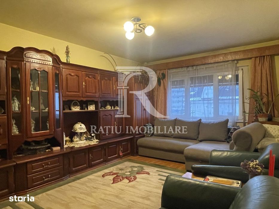 Apartament cu 3 camere  | Etaj intermediar | Calea Aradului | Oradea