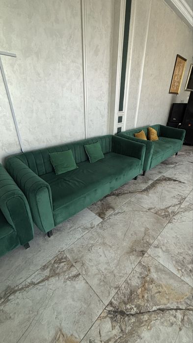 Продается диваны ,  новые с подушаками